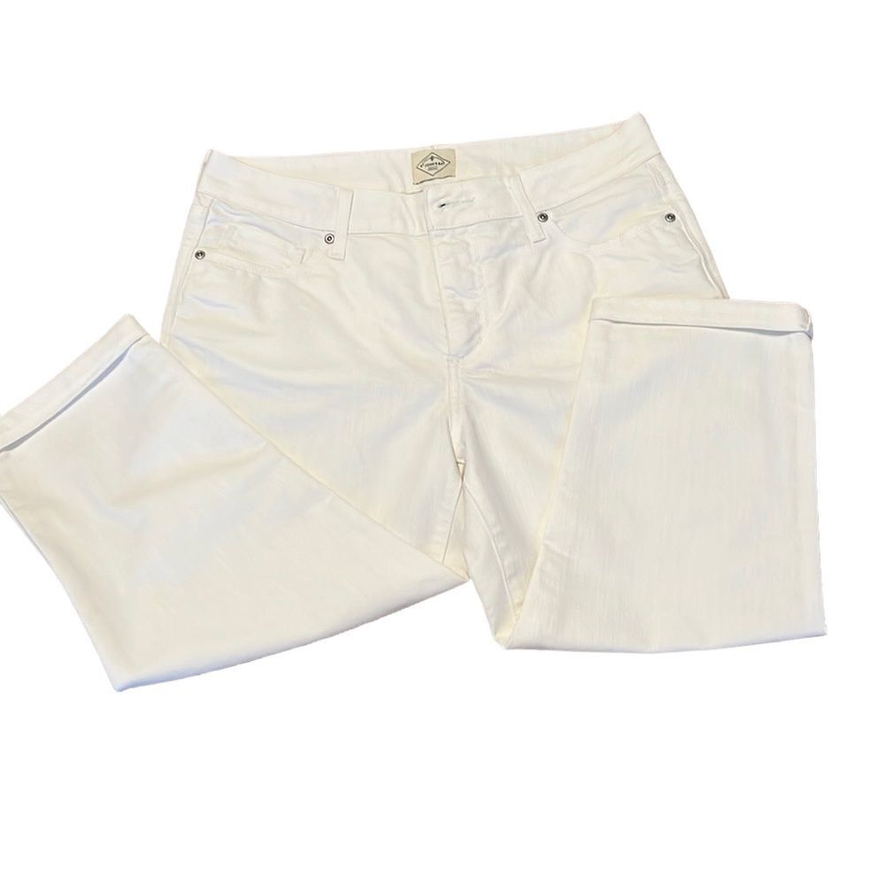 St John’s Bay size 12 white cuffed cropped jeans like new